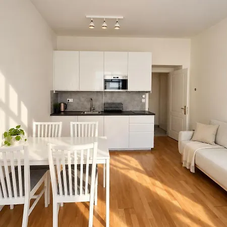 6 Station Apt, 28m2 Apartmán *