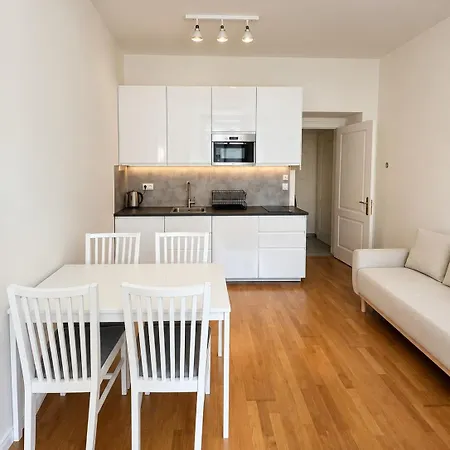 6 Station Apt, 28m2 Apartmán *