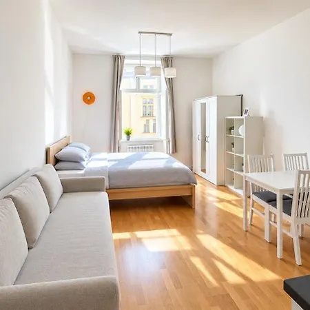 6 Station Apt, 28m2 Apartmán